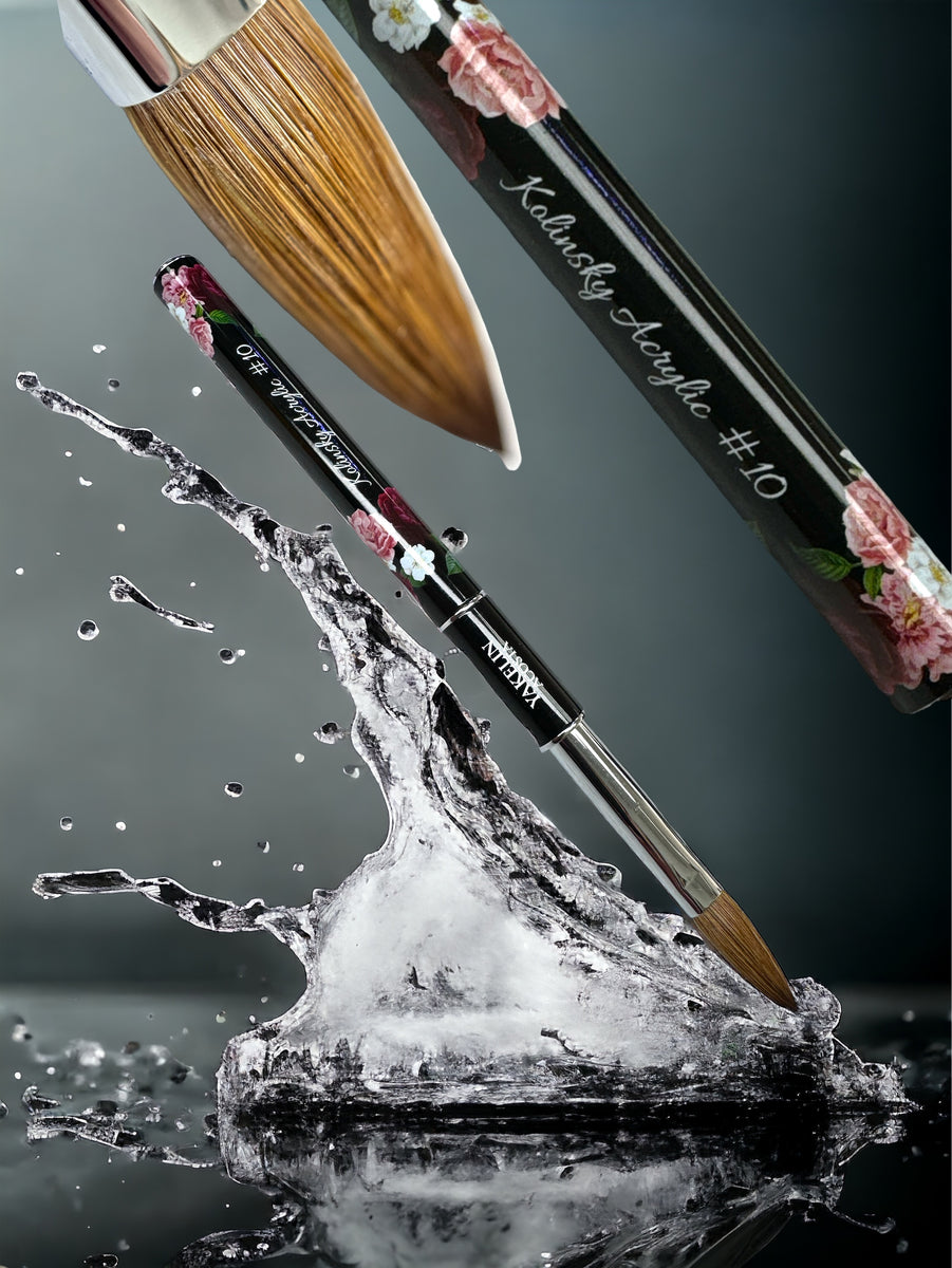 Acrylic brush kolinsky – Yakelin Acosta