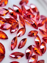 Zirconia Marquise Flores