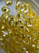 Zirconia Oval Flores