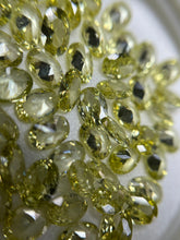 Zirconia Oval Flores