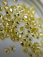 Zirconia Oval Flores