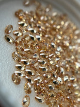 Zirconia Oval Flores