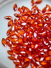 Zirconia Marquise Flores