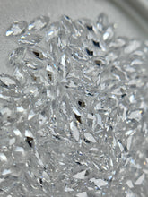 Zirconia Marquise Flores