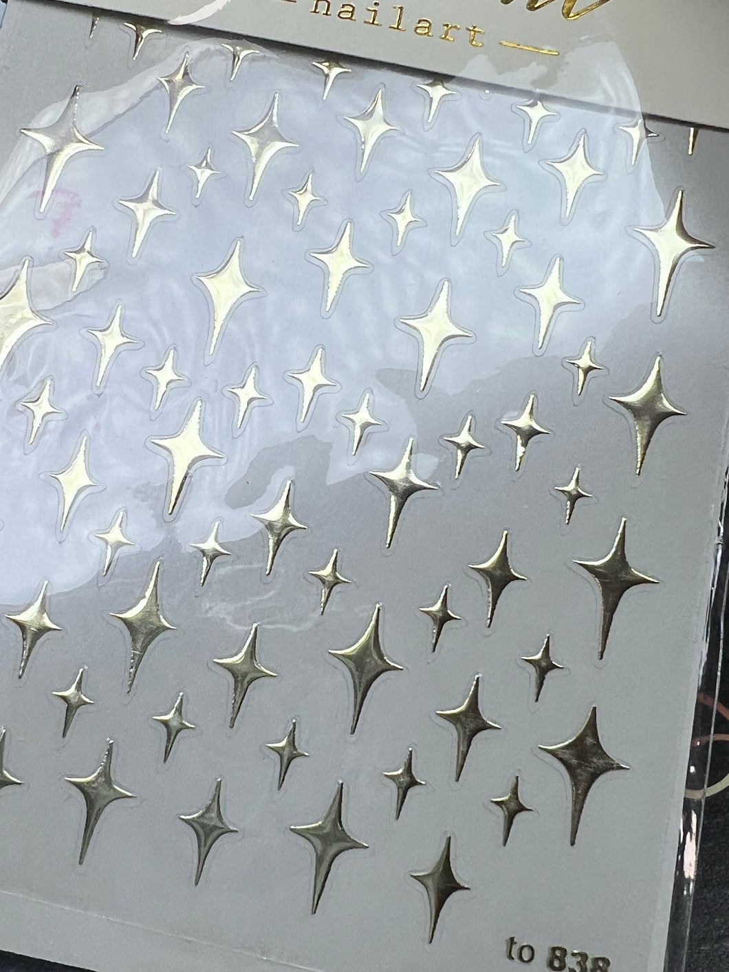Tomoni stickers to 838 gold