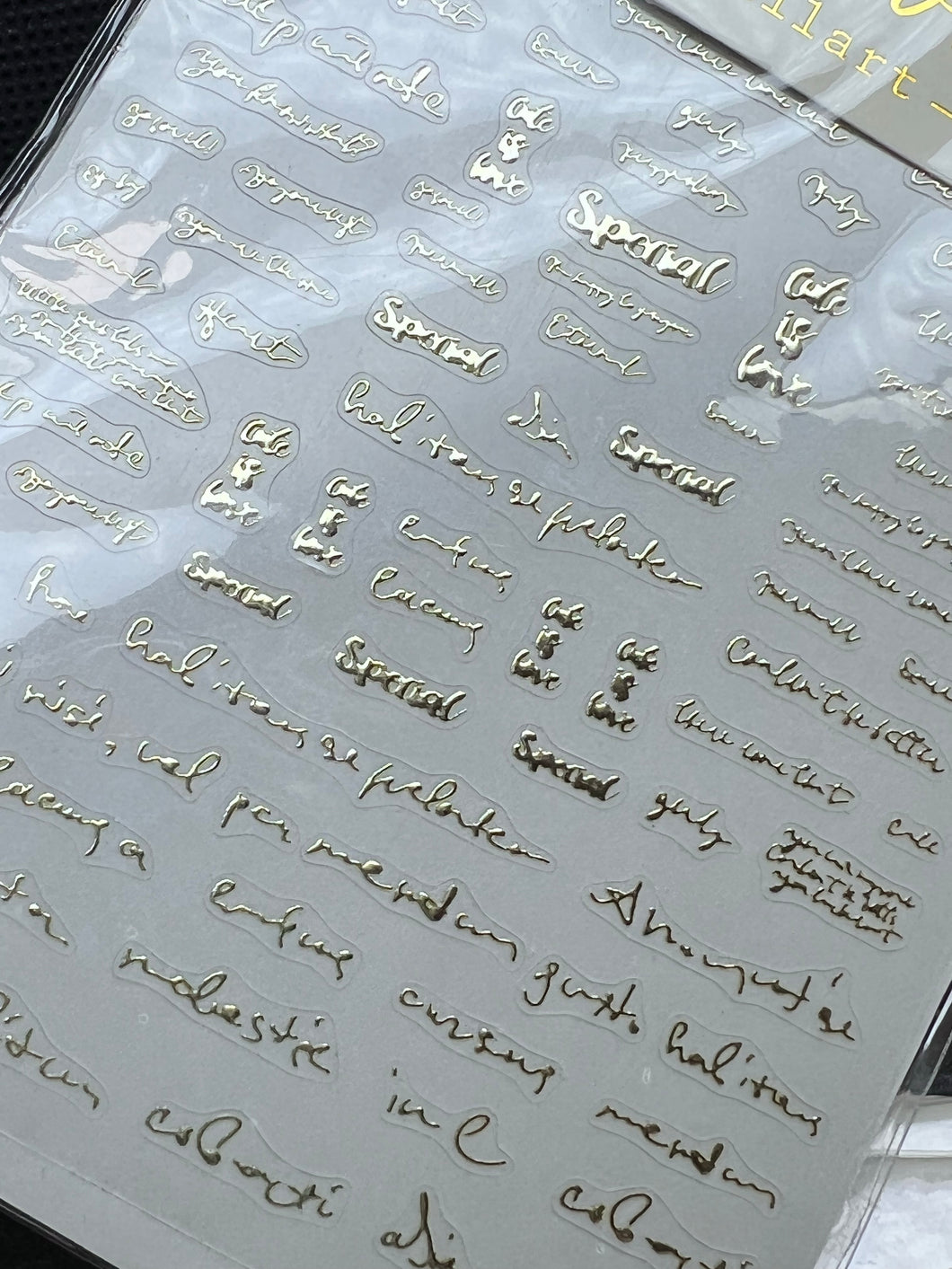 Tomoni stickers to837 gold